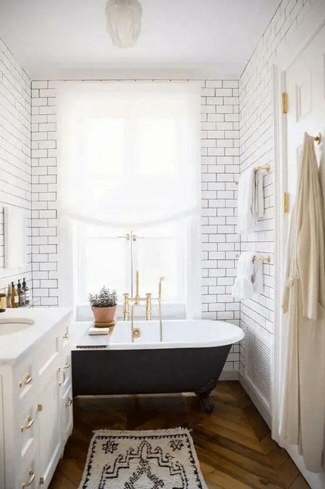 Black Clawfoot Bathtub Spotlight