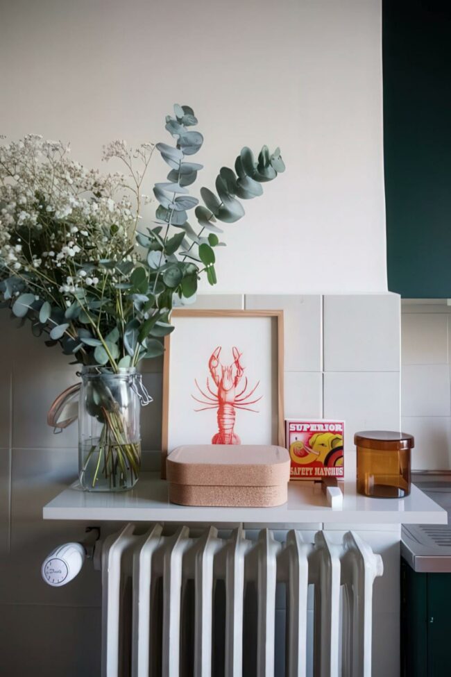 Green Foliage Vintage Corner