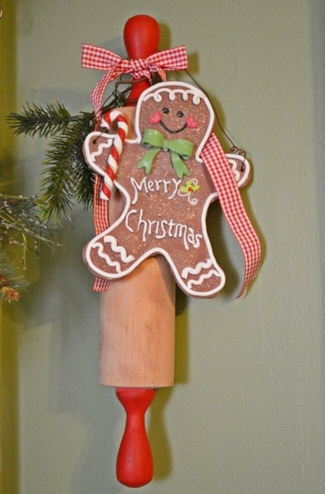 Gingerbread Rolling Pin Display