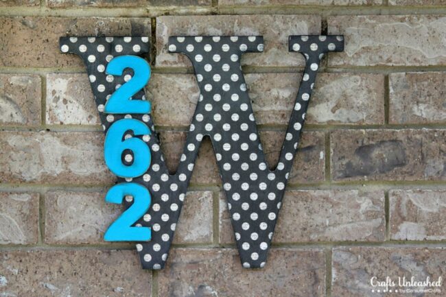 Dotted Black W Blue Numbers