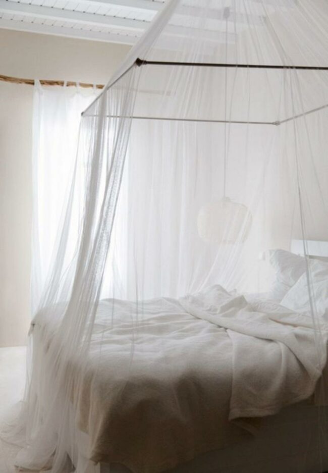 Airy White Canopy