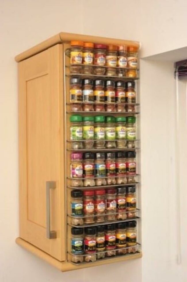 Sunny Wood Spice Display