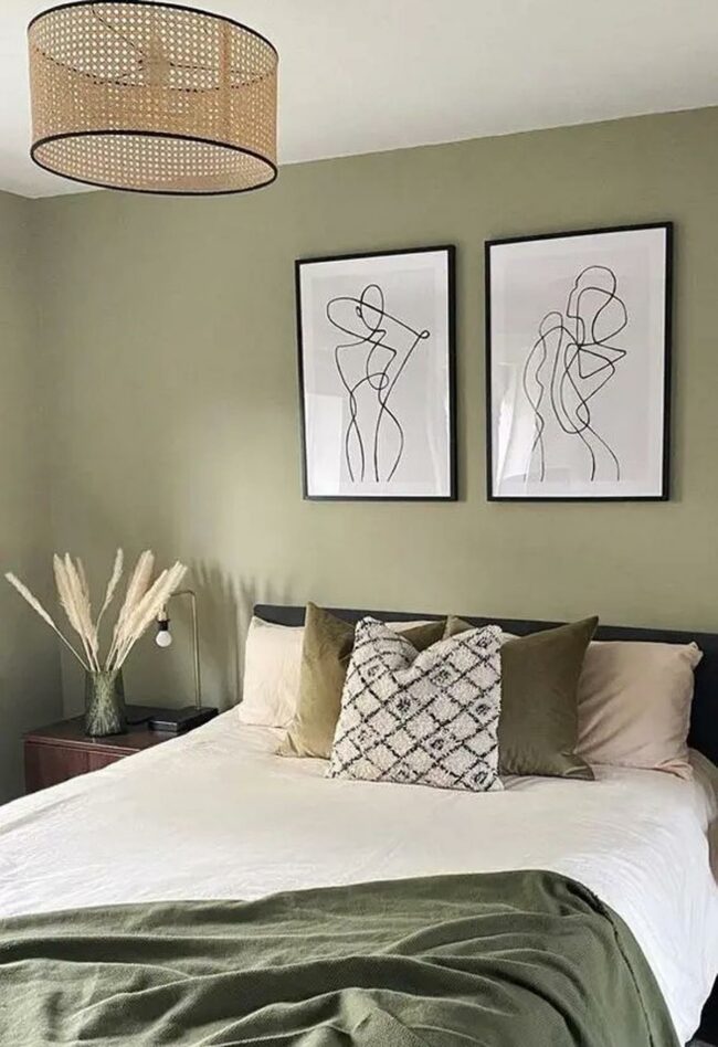 Green Serenity Line Art Bedroom