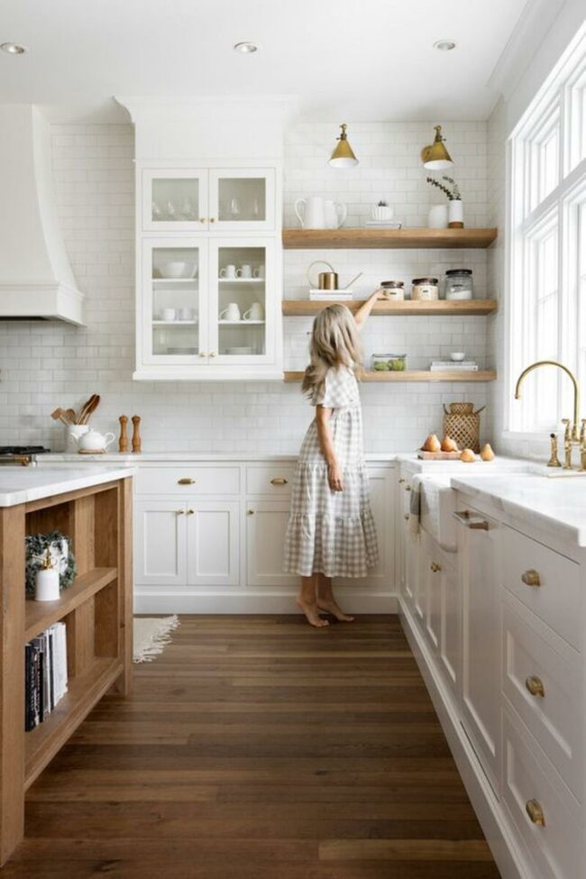 Bright Brass Kitchen Accents