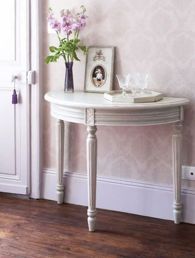Purple Bloom Vintage Corner