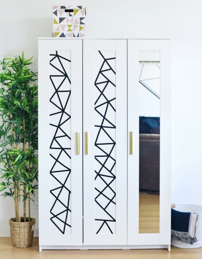 Geometric Black-White Wardrobes