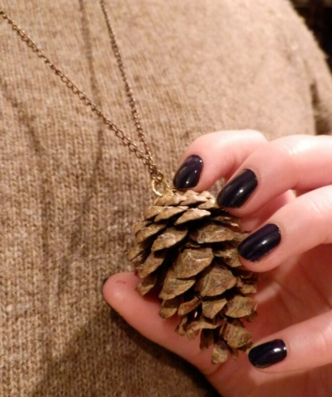 Golden Chain Nature Pendant
