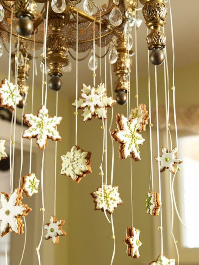 Floating Snowflake Cookie Showcase