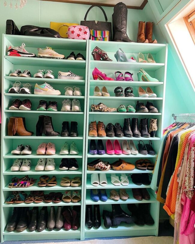 Mint Shoe Tower