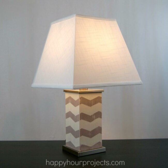 Beige Zigzag Modern Lamp