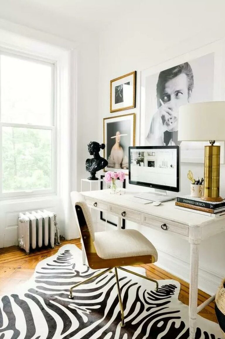 36 Brilliant Home Office Gallery Wall Decorating Ideas