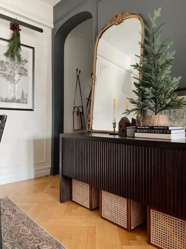 Textured Gray Wall Gold Mirror