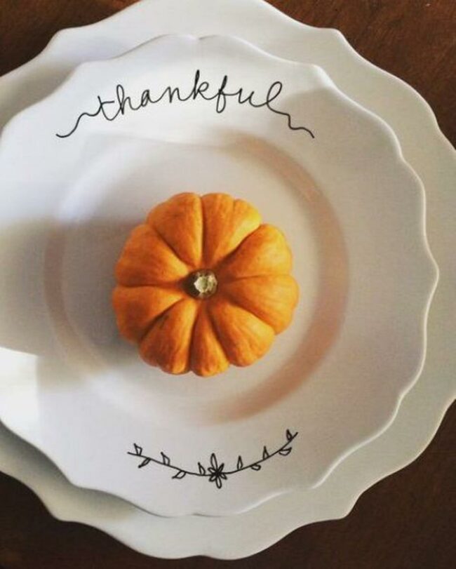 Wavy White Thanksgiving Plates