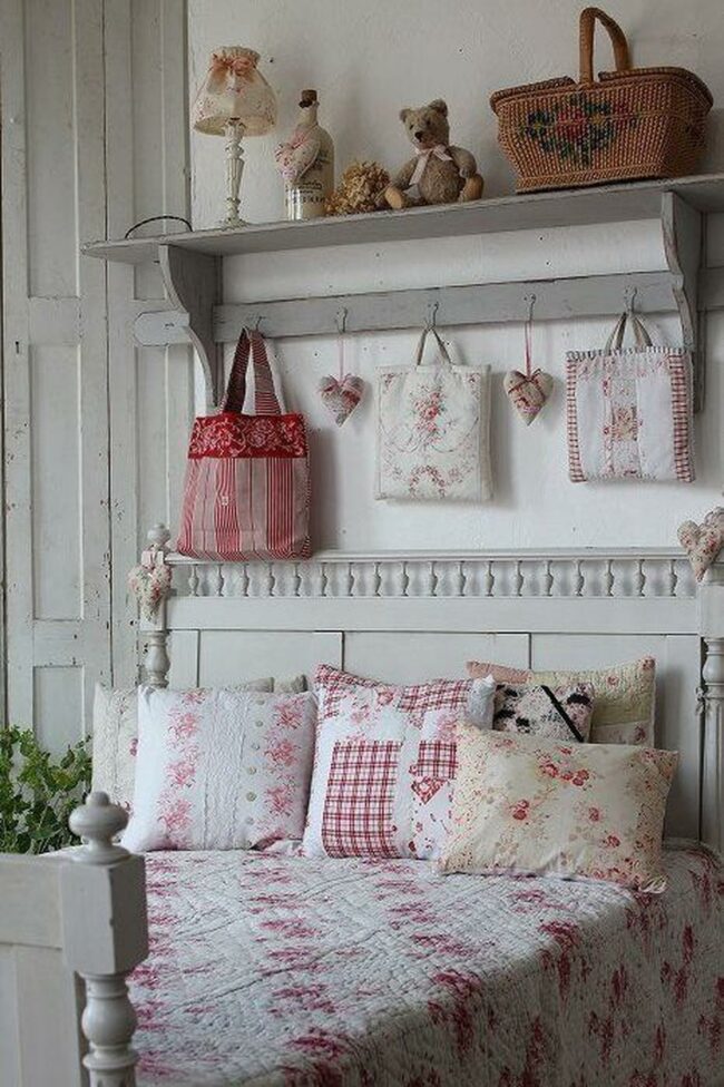 Pink Floral Cottage Corner