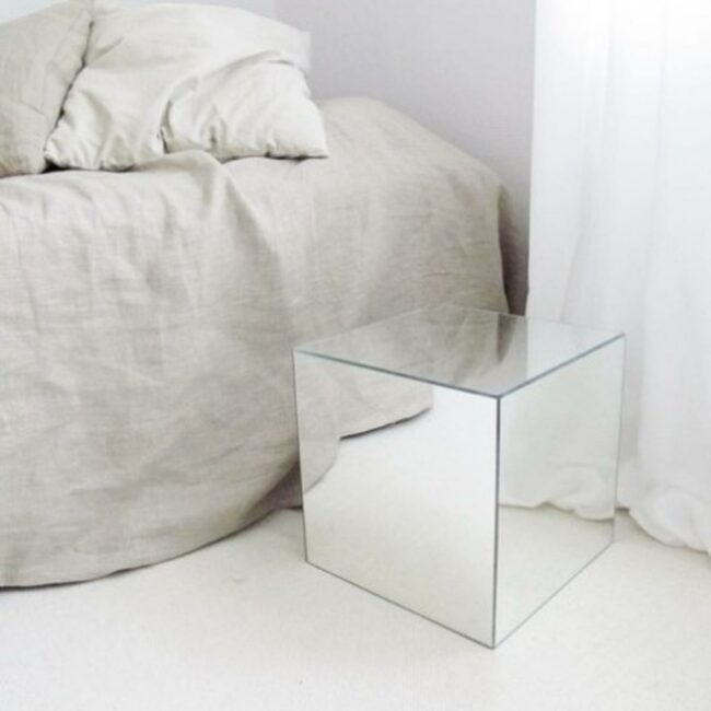 Soft White Mirror Cube