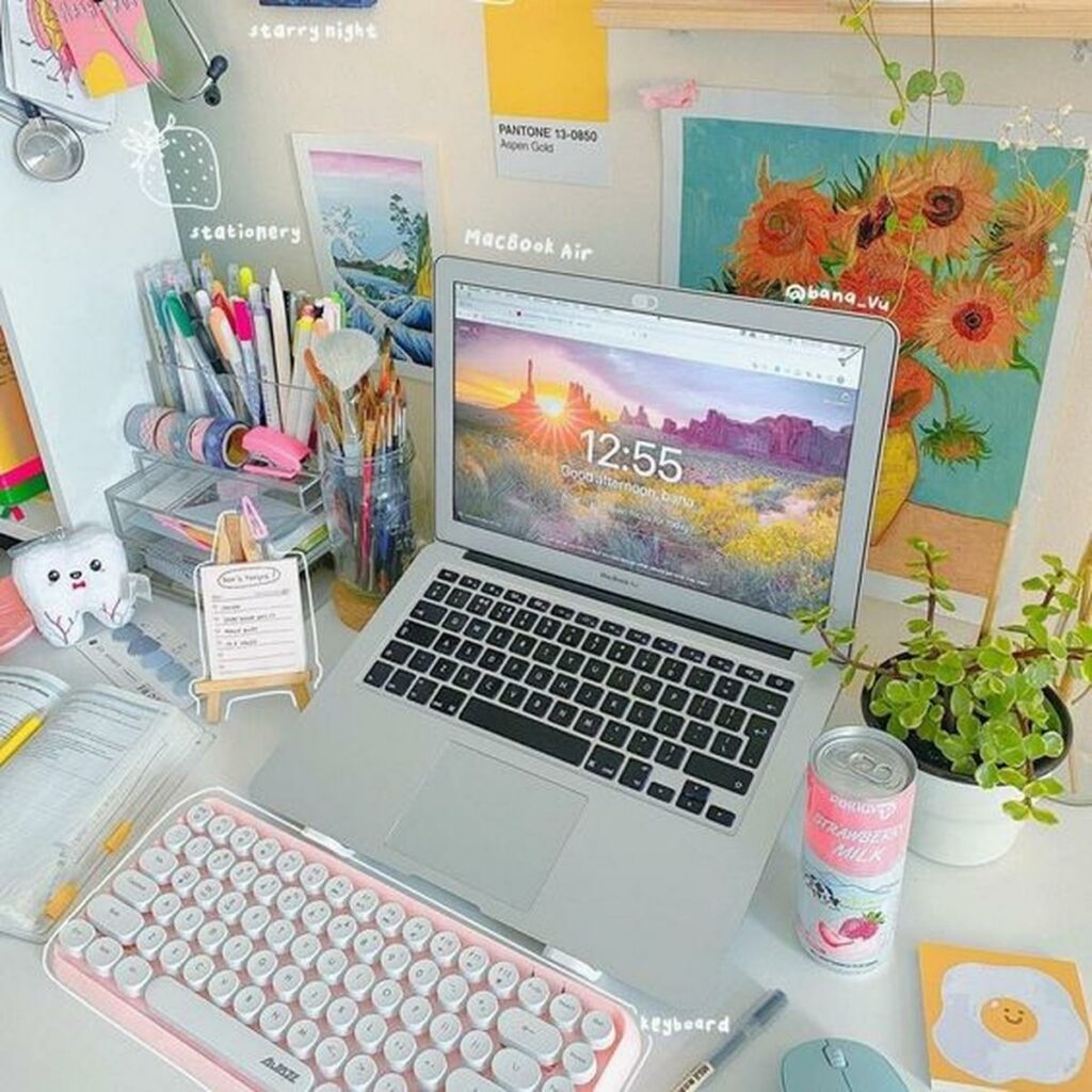 44 Elegant And Functional Laptop Desk Setups