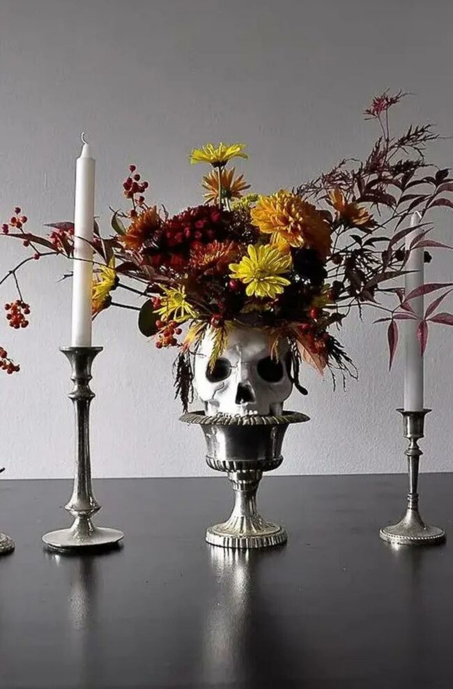 Metallic Skull Florals