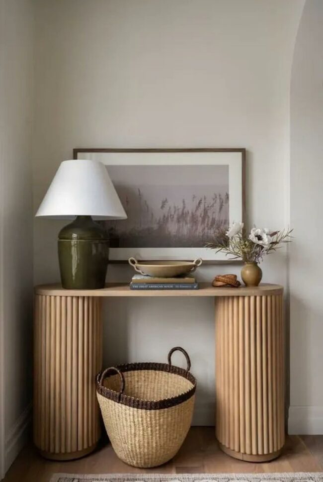 Green Lamp Curves Wood Corner