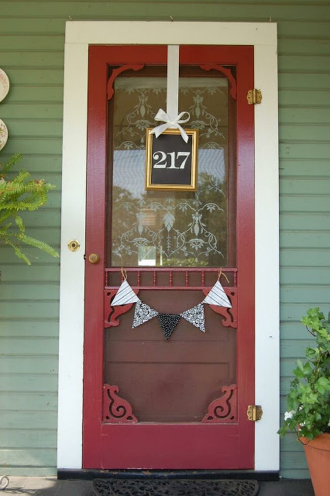 Crimson Ribbon Entrance