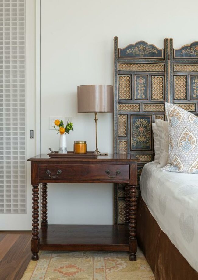 Vintage Floral Screen Corner