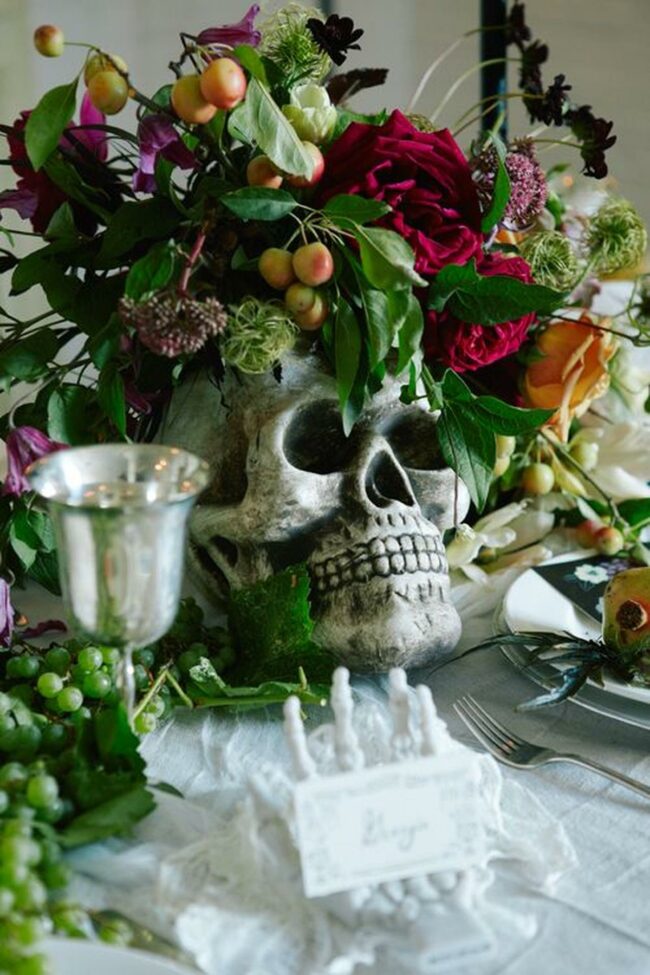 Gothic Rose Centerpiece