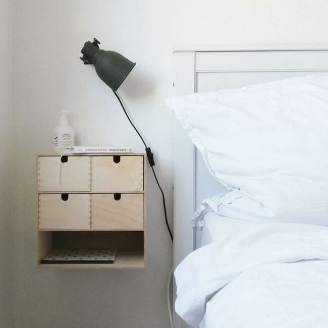 Floating Wooden Nightstand Essence