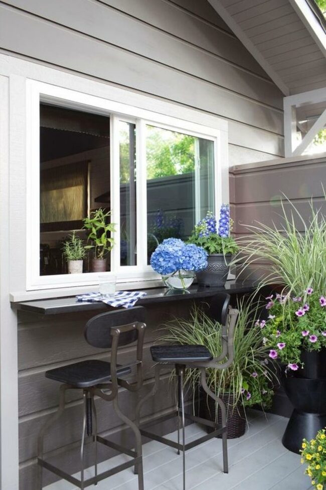 Gray Terrace Garden Bar