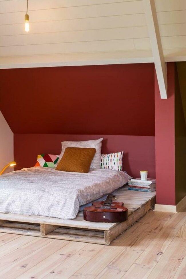 Red Pallet Bedroom Retreat