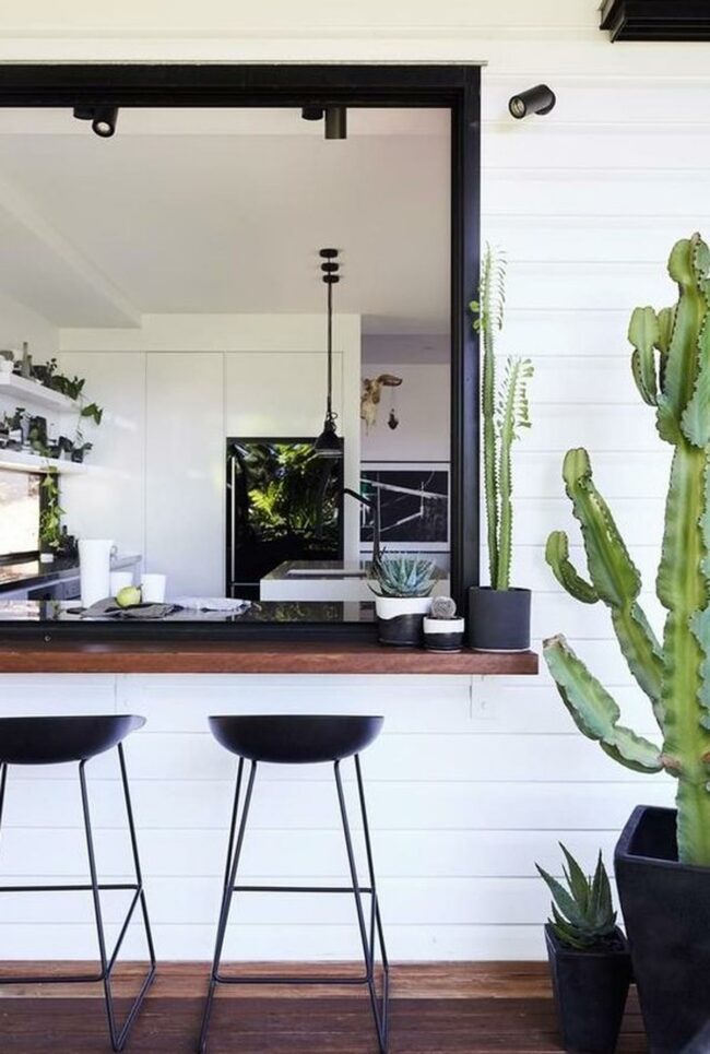 Garden View Breakfast Bar