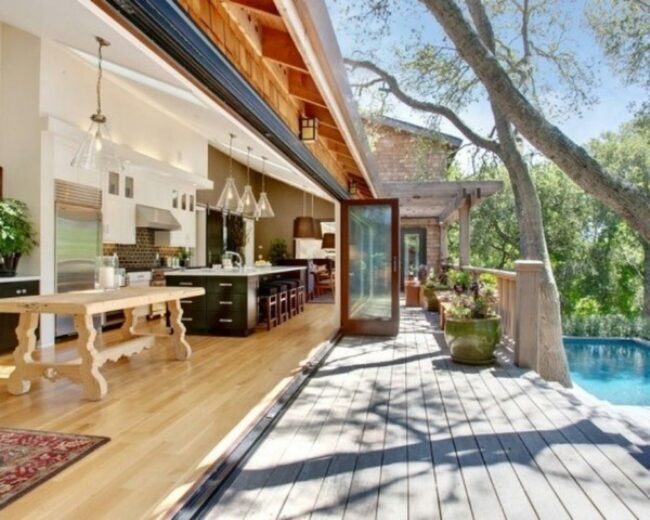 Indoor-Outdoor Glass Paradise