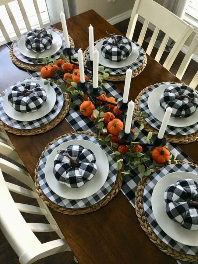 Checkered Pumpkin Tablescape
