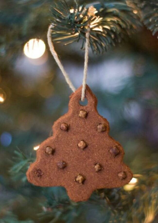 Spiced Gingerbread Tree