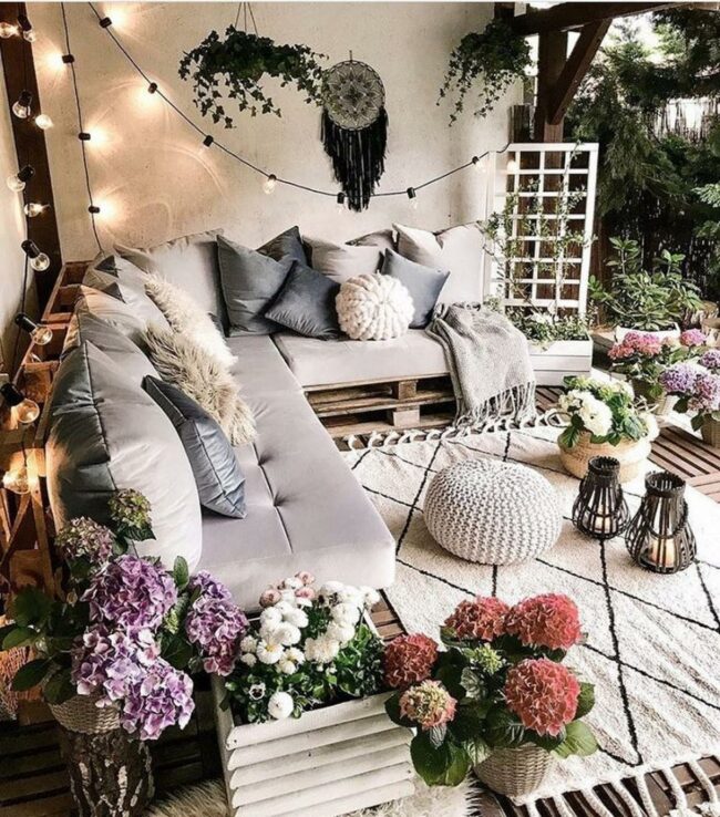 Pallet Lounge Botanical Retreat