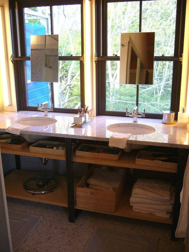 Marble Green Reflection