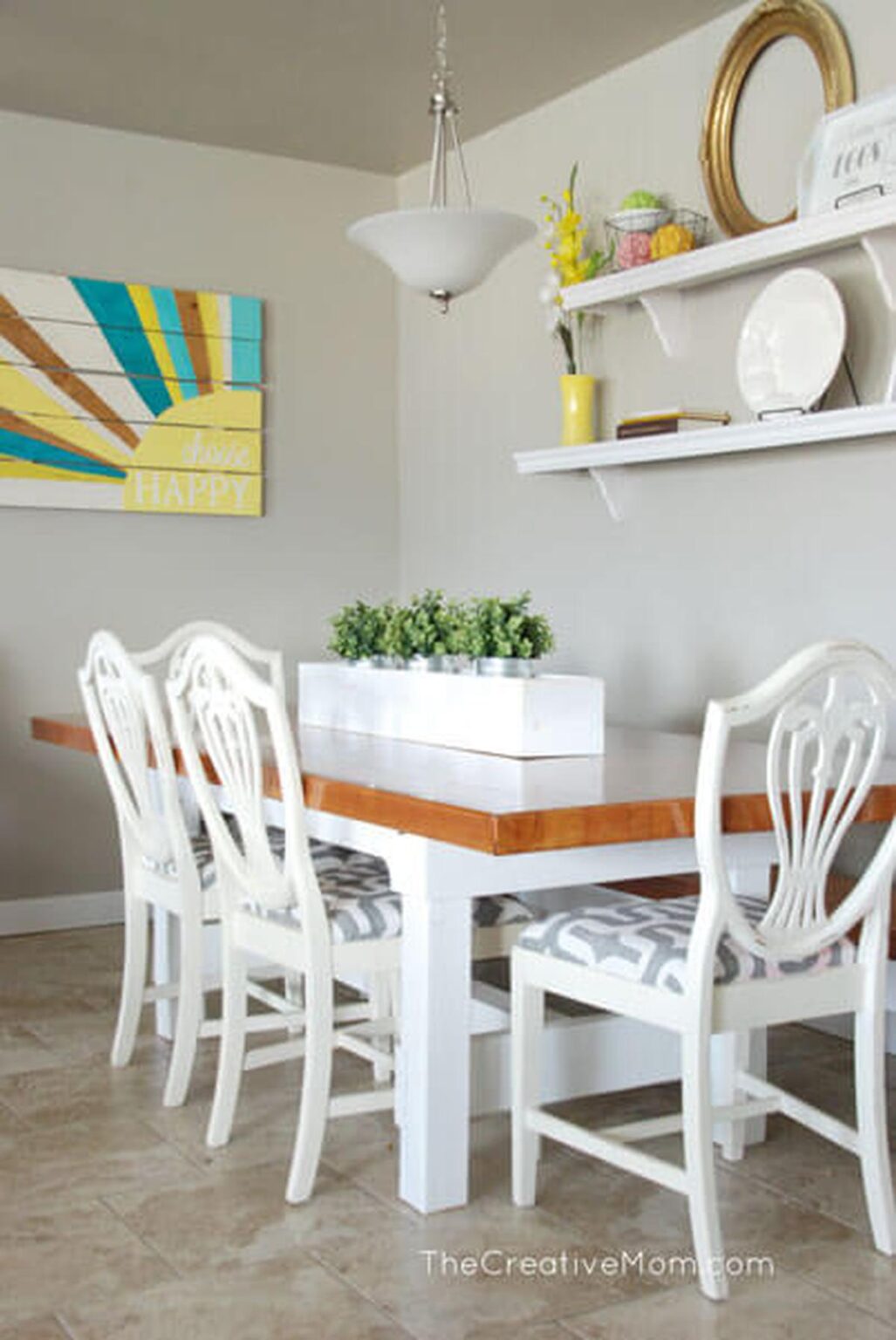 30 Stunning Dining Table Centerpieces to Light Up Your Dining Room