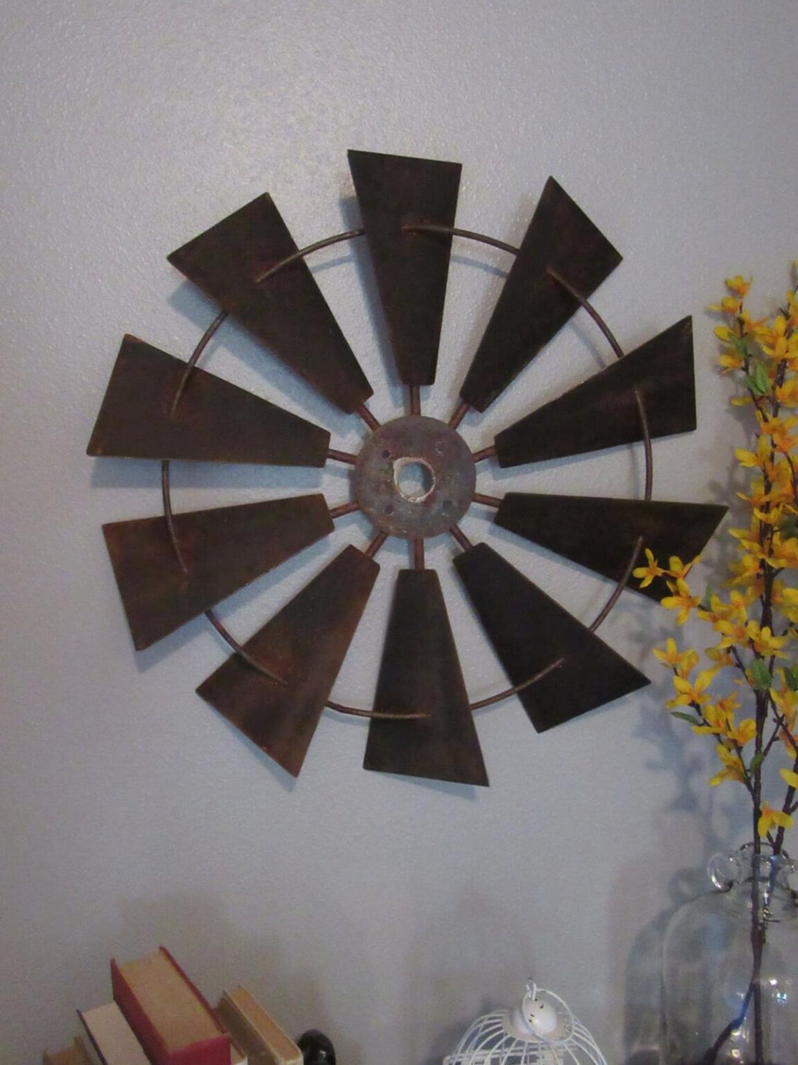Image showcasing 31 Eye-Catching Metal Wall Decor Designs for a Stylish Touch