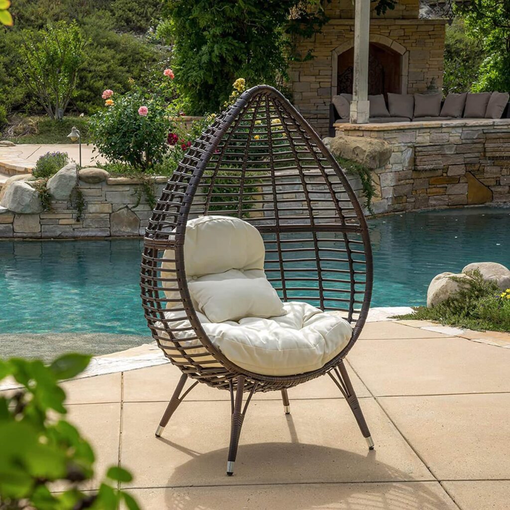 24 Trendy Outdoor Egg Chairs for Ultimate Yard Comfort