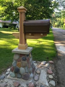 28 Charming Mailbox Designs to Impress Your Visitors
