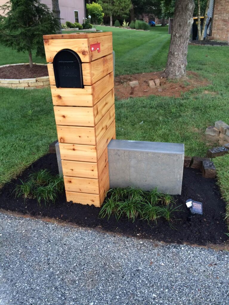 28 Charming Mailbox Designs to Impress Your Visitors
