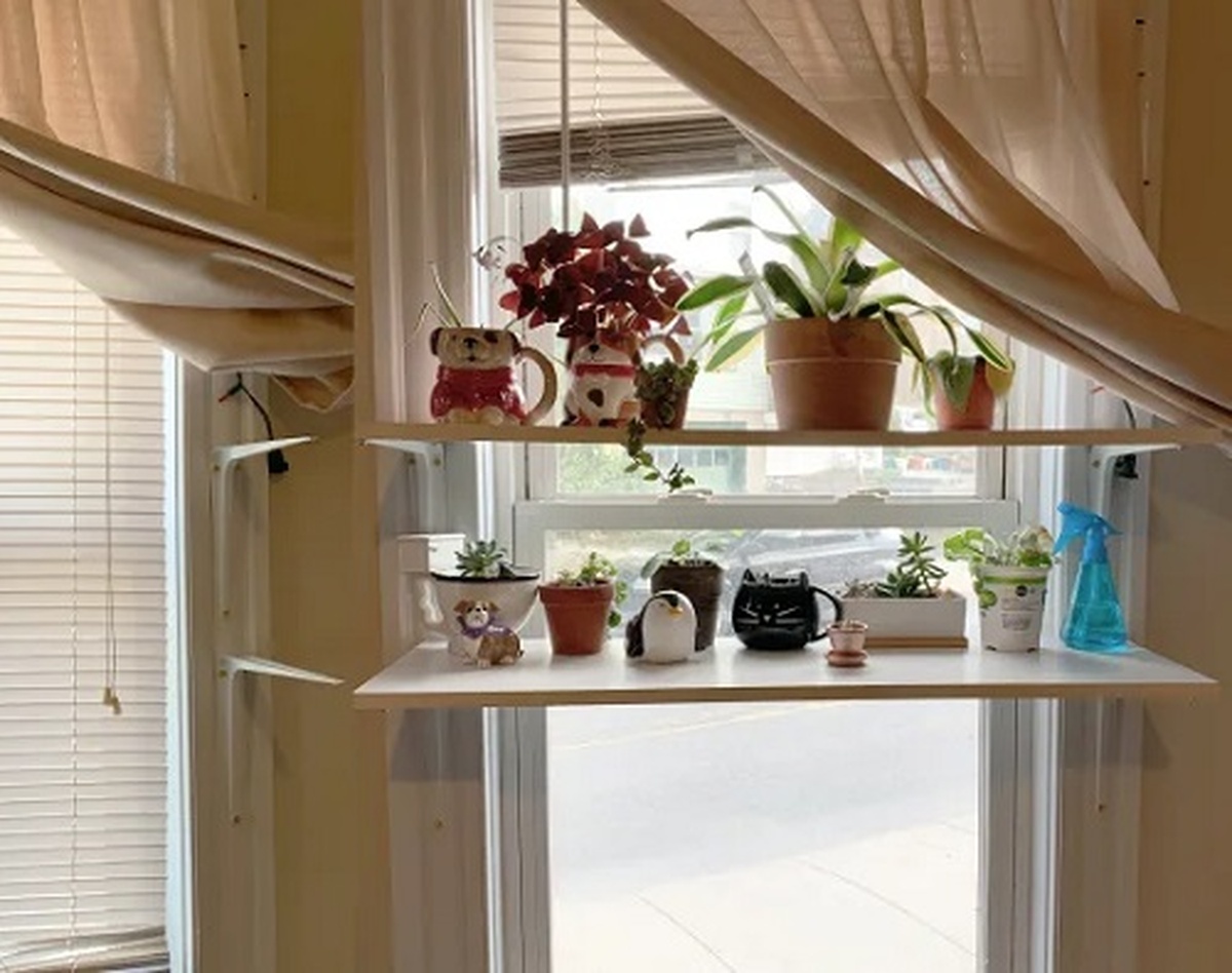 13 Easy DIY Windowsill Extension Ideas for Plant Lovers