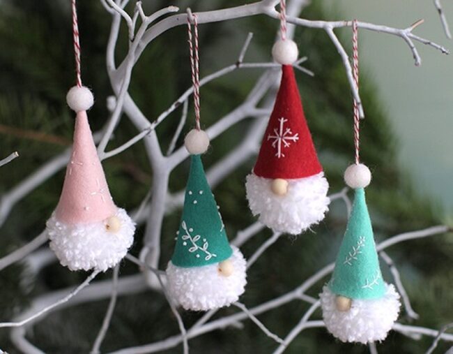 Festive Fuzzy Gnome Buddies