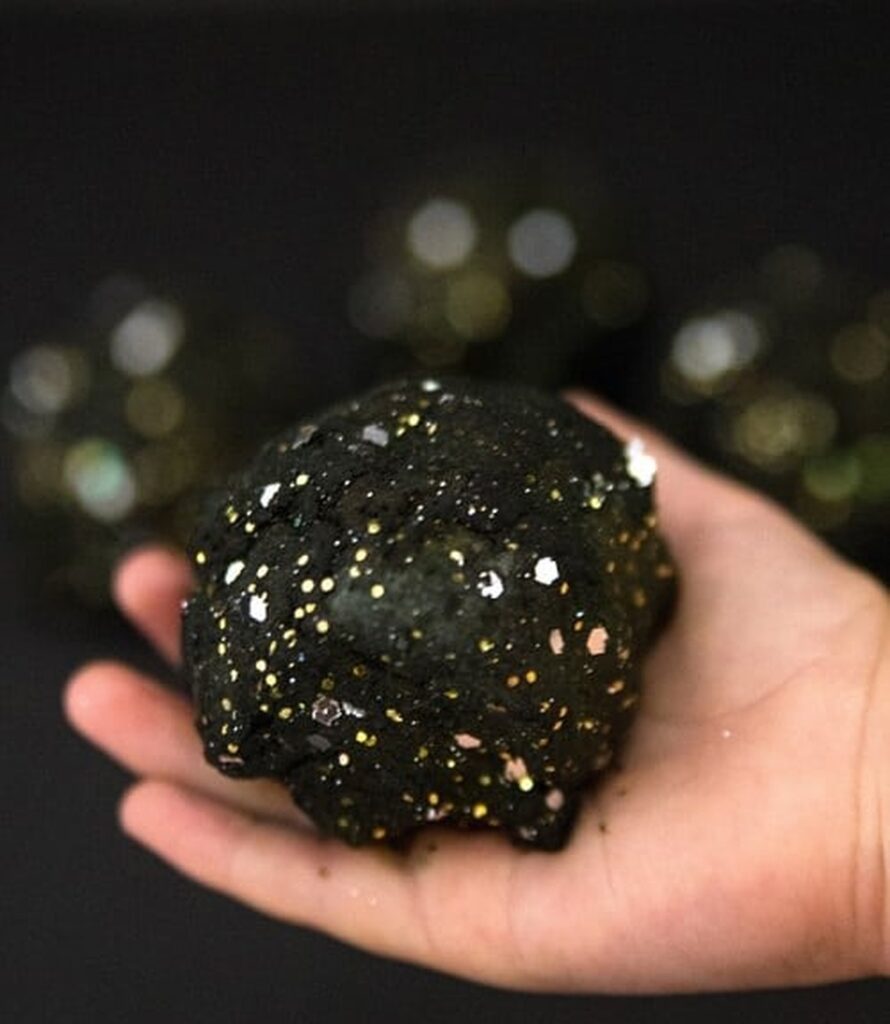 15 Charming DIY Rock and Stone Crafts for Homes Anyone Can Make